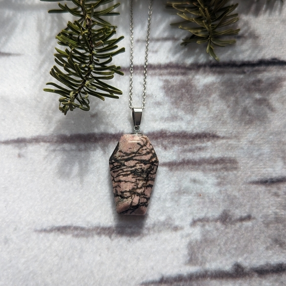 Rhodonite Coffin Stone Necklace with Stainless steel chain - Picture 3 of 3
